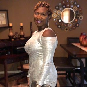 Meet your Posher, Linda